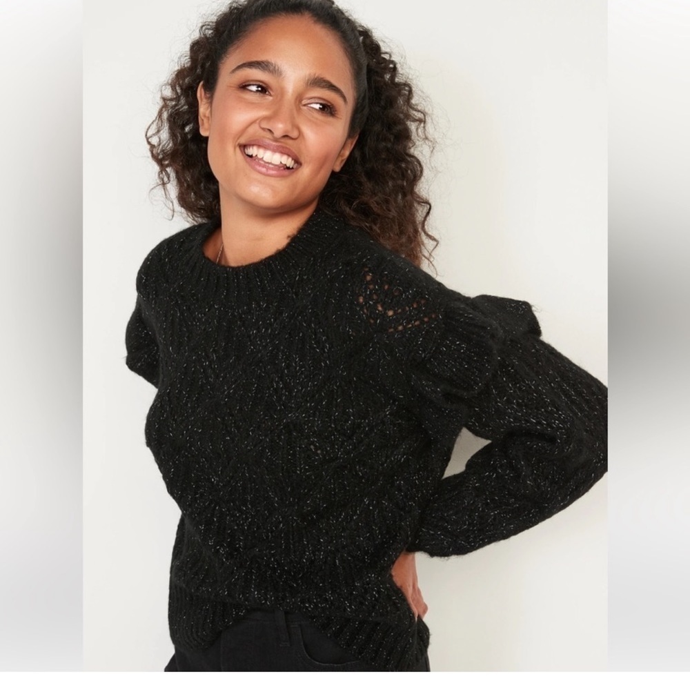 NWT! Women’s Ruffle-Trim Metallic Pointelle-Knit Sweater - Multiple Sizes ♣️